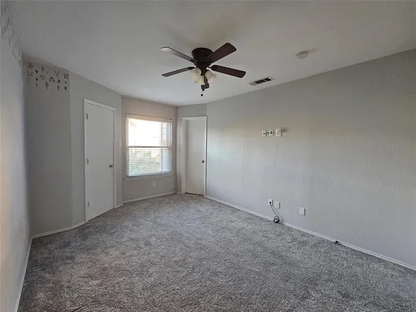 $2,000 | 2507 Plumgrove Circle, Arlington, TX 76006