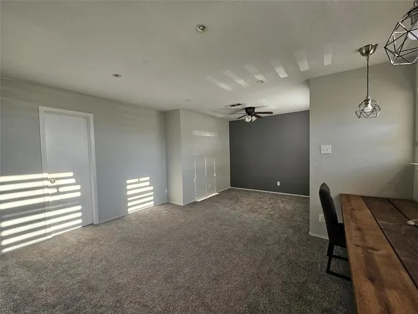 $2,000 | 2507 Plumgrove Circle, Arlington, TX 76006