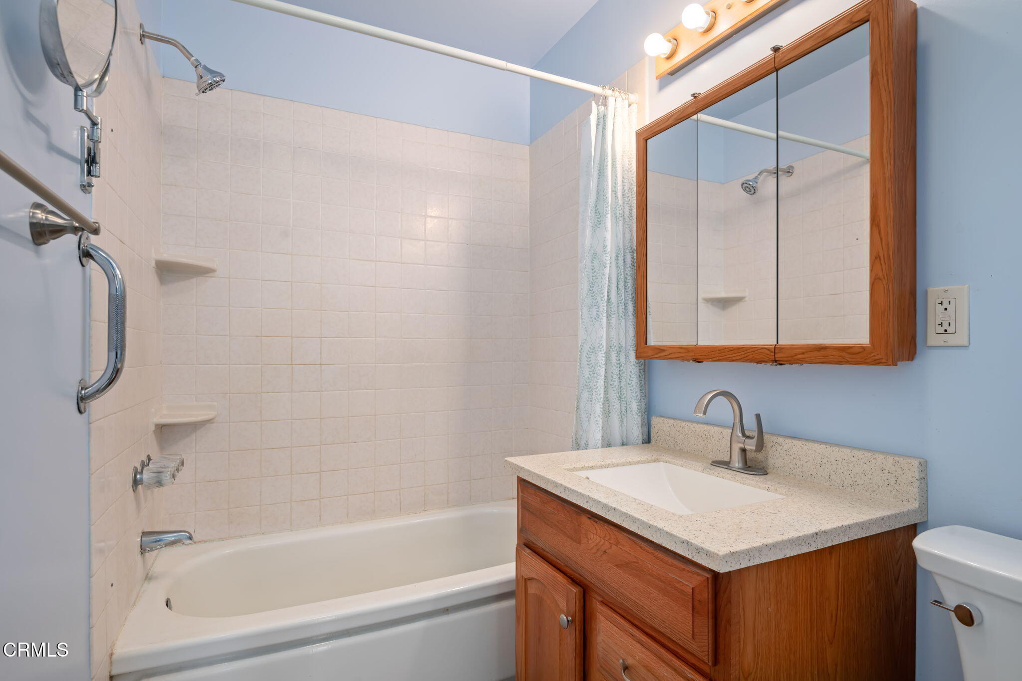 342 Colgate Street Santa Paula, CA 93060 - Photo 14 of 19 17 - Bathroom 1