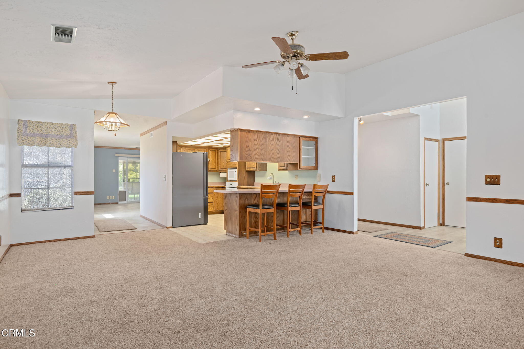 342 Colgate Street Santa Paula, CA 93060 - Photo 4 of 19 03 - Living Room