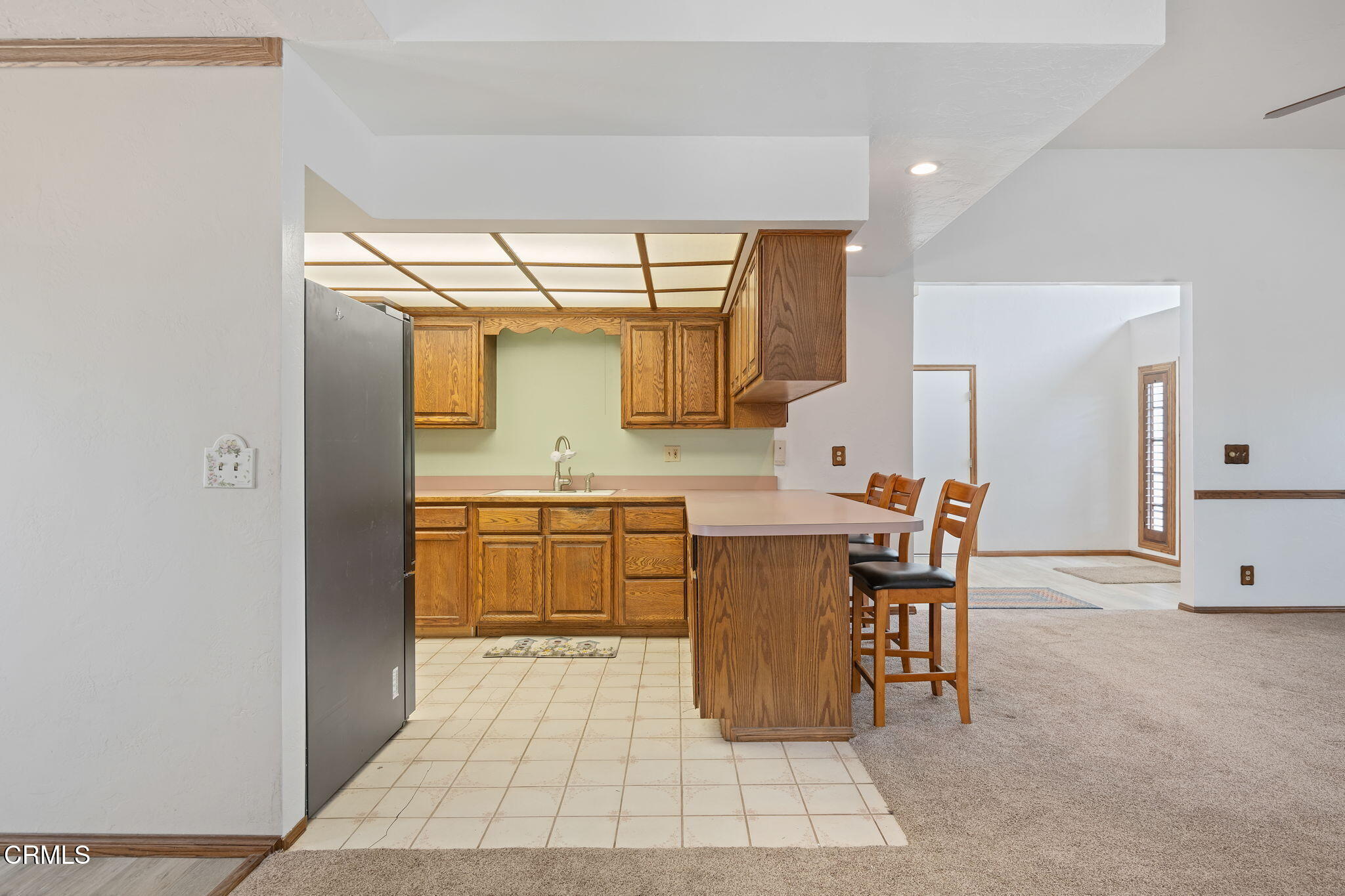 342 Colgate Street Santa Paula, CA 93060 - Photo 6 of 19 05 - Kitchen