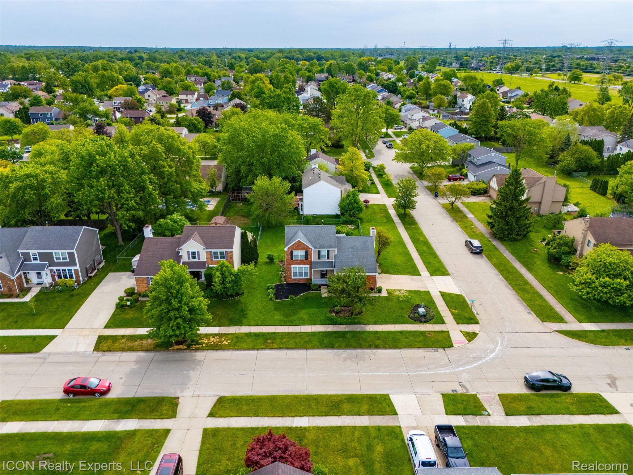 1028 Knightsbridge Road Canton, MI 48187 - Photo 25 of 25 Aerial view of residential area