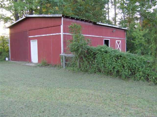 412 Jordan Narron Road Selma, NC 27576 - Photo 3 of 7 The Red Barn