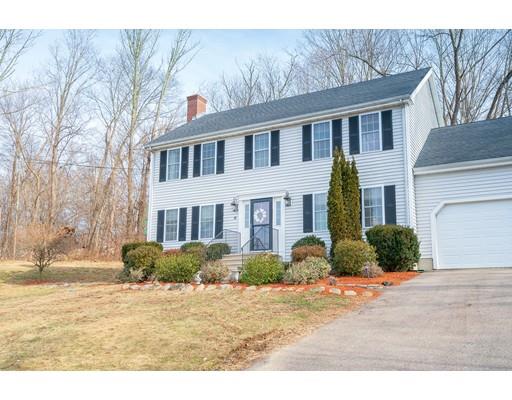 18 Roberta Road Blackstone, MA 01504 - Photo 1 of 29 Gallery Image 1