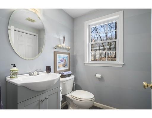 18 Roberta Road Blackstone, MA 01504 - Photo 11 of 29 Gallery Image 11