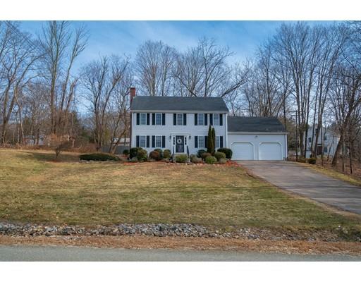18 Roberta Road Blackstone, MA 01504 - Photo 2 of 29 Gallery Image 2