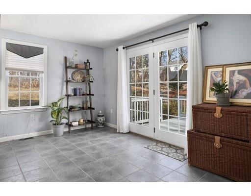 18 Roberta Road Blackstone, MA 01504 - Photo 8 of 29 Gallery Image 8