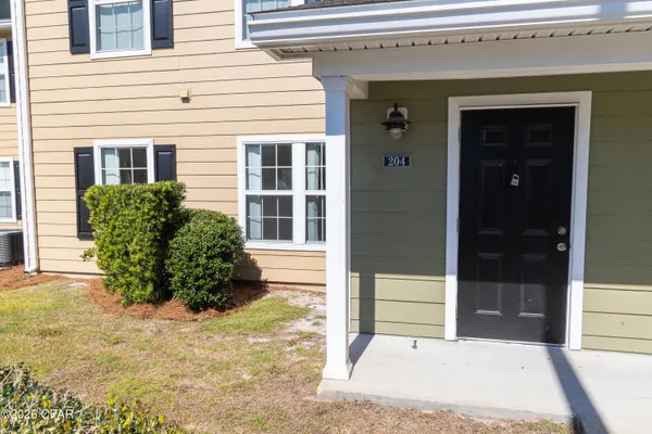 $269,000 | 204 Cape Cod Drive, Panama City Beach, FL 32407