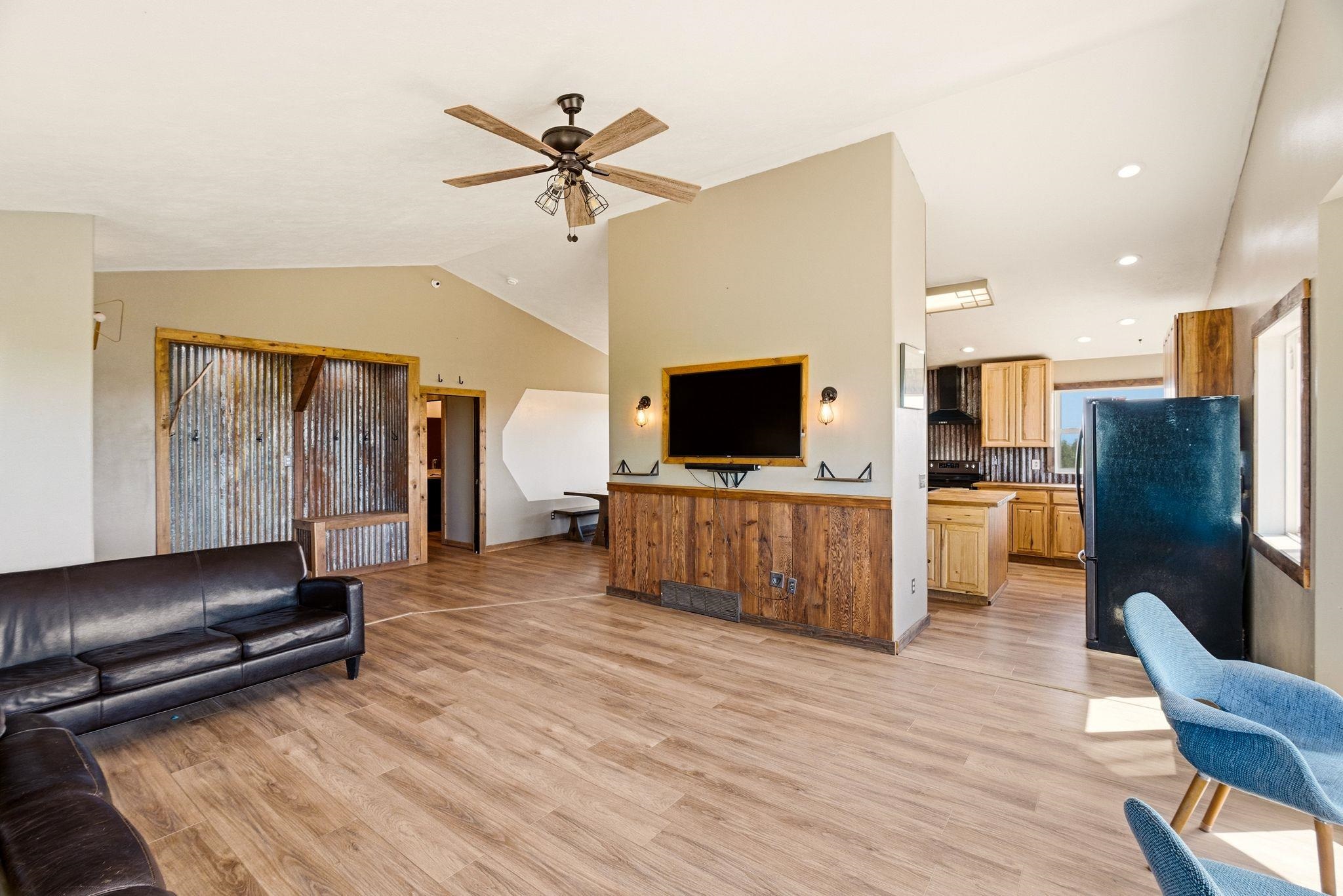 36127 Hart Road Davenport, WA 99122 - Photo 11 of 48