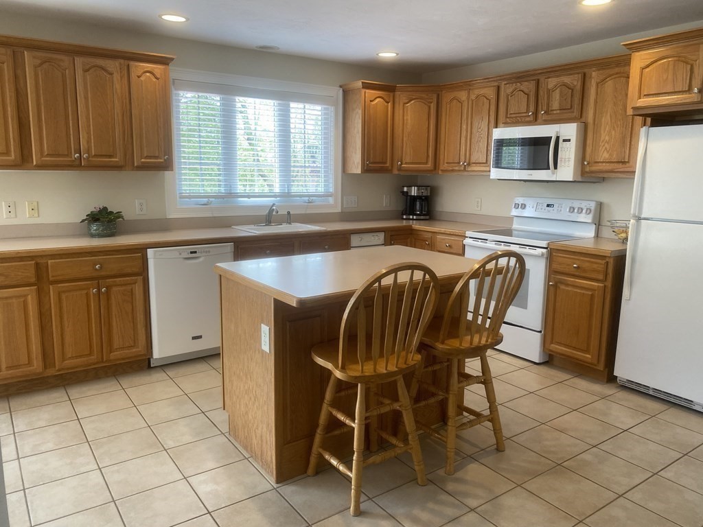 5 Richards Avenue Rutland, MA 01543 - Photo 9 of 42 Gallery Image 9