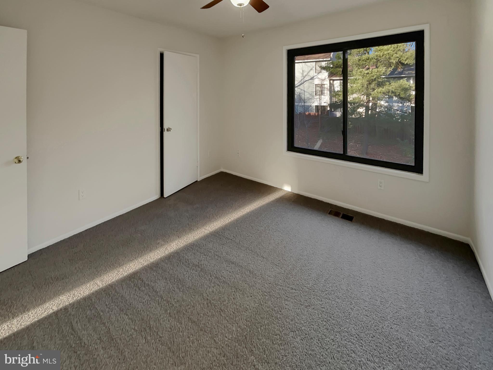 2384 Southgate Square Reston, VA 20191 - Photo 14 of 14