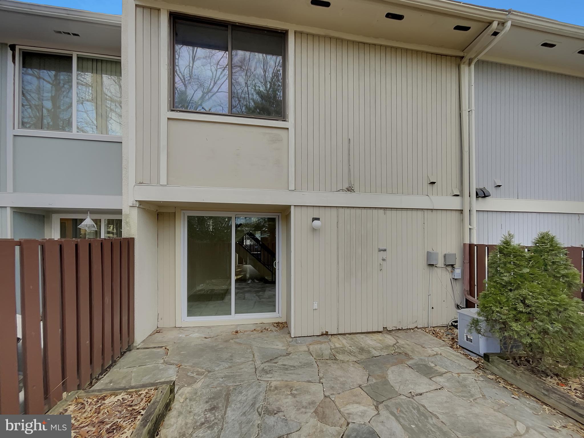 2384 Southgate Square Reston, VA 20191 - Photo 8 of 14