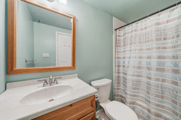 $699,000 | 68 Meadow Sweet Road, Cortlandt Manor, NY 10567