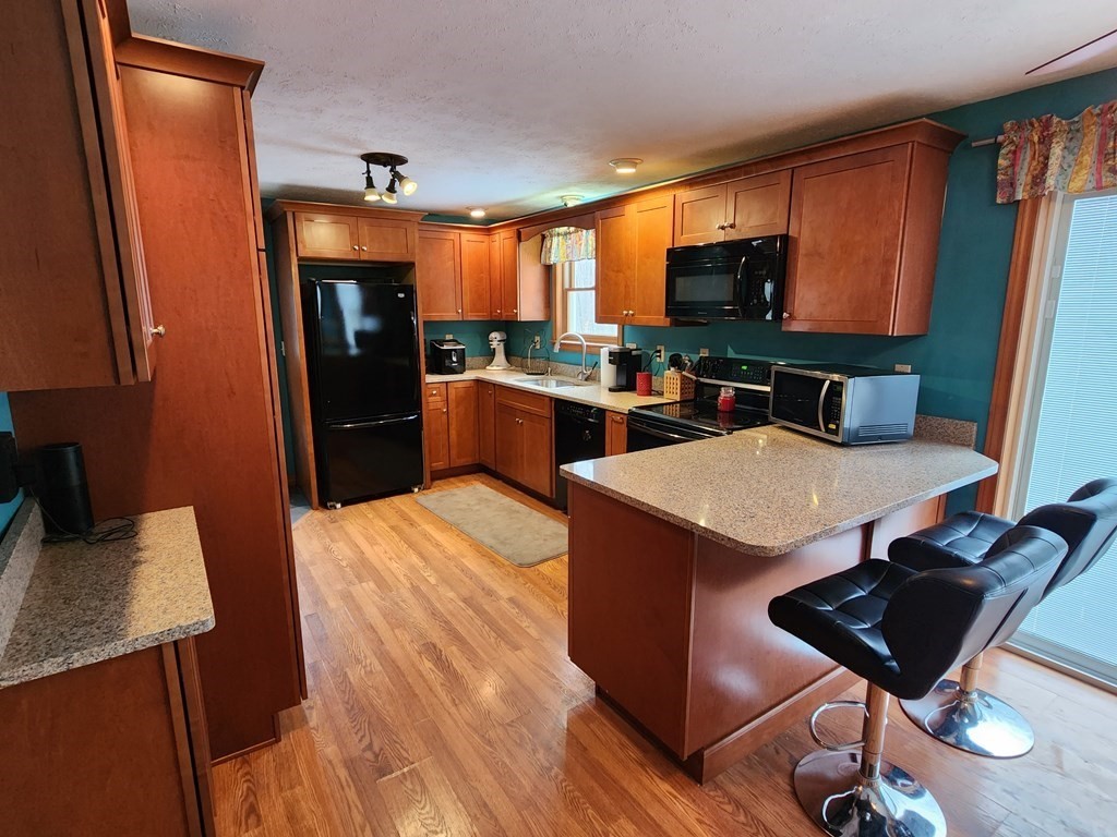 170 Farnsworth Road Templeton, MA 01468 - Photo 9 of 36 Gallery Image 9