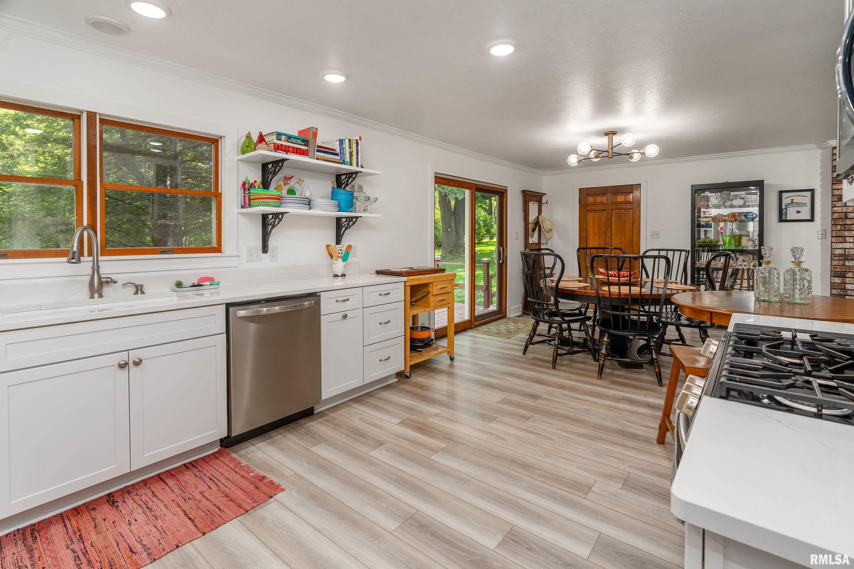 253 New Cedar Hill Road Carbondale, IL 62902 - Photo 13 of 30 Gallery Image 13