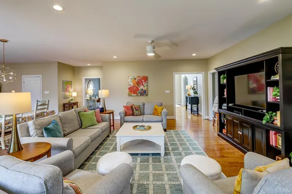 $869,900 | 105 Bethel Park Drive, Lynchburg, VA 24503