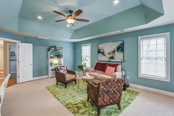 $869,900 | 105 Bethel Park Drive, Lynchburg, VA 24503