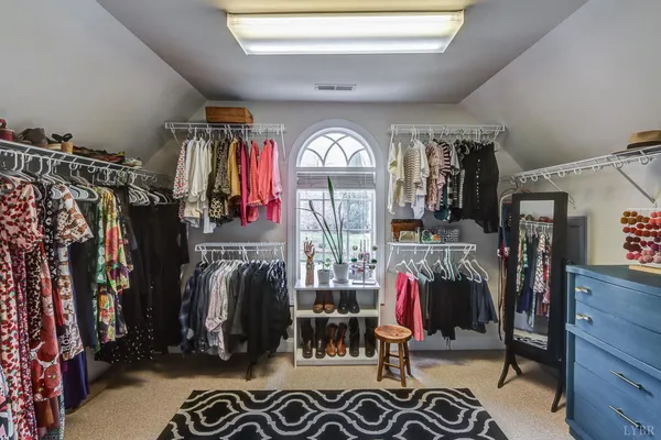 $869,900 | 105 Bethel Park Drive, Lynchburg, VA 24503