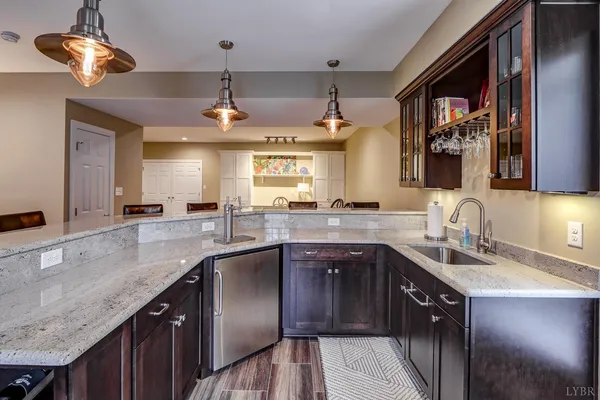 $869,900 | 105 Bethel Park Drive, Lynchburg, VA 24503