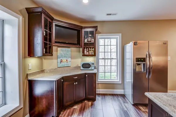 $869,900 | 105 Bethel Park Drive, Lynchburg, VA 24503