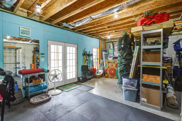 $869,900 | 105 Bethel Park Drive, Lynchburg, VA 24503