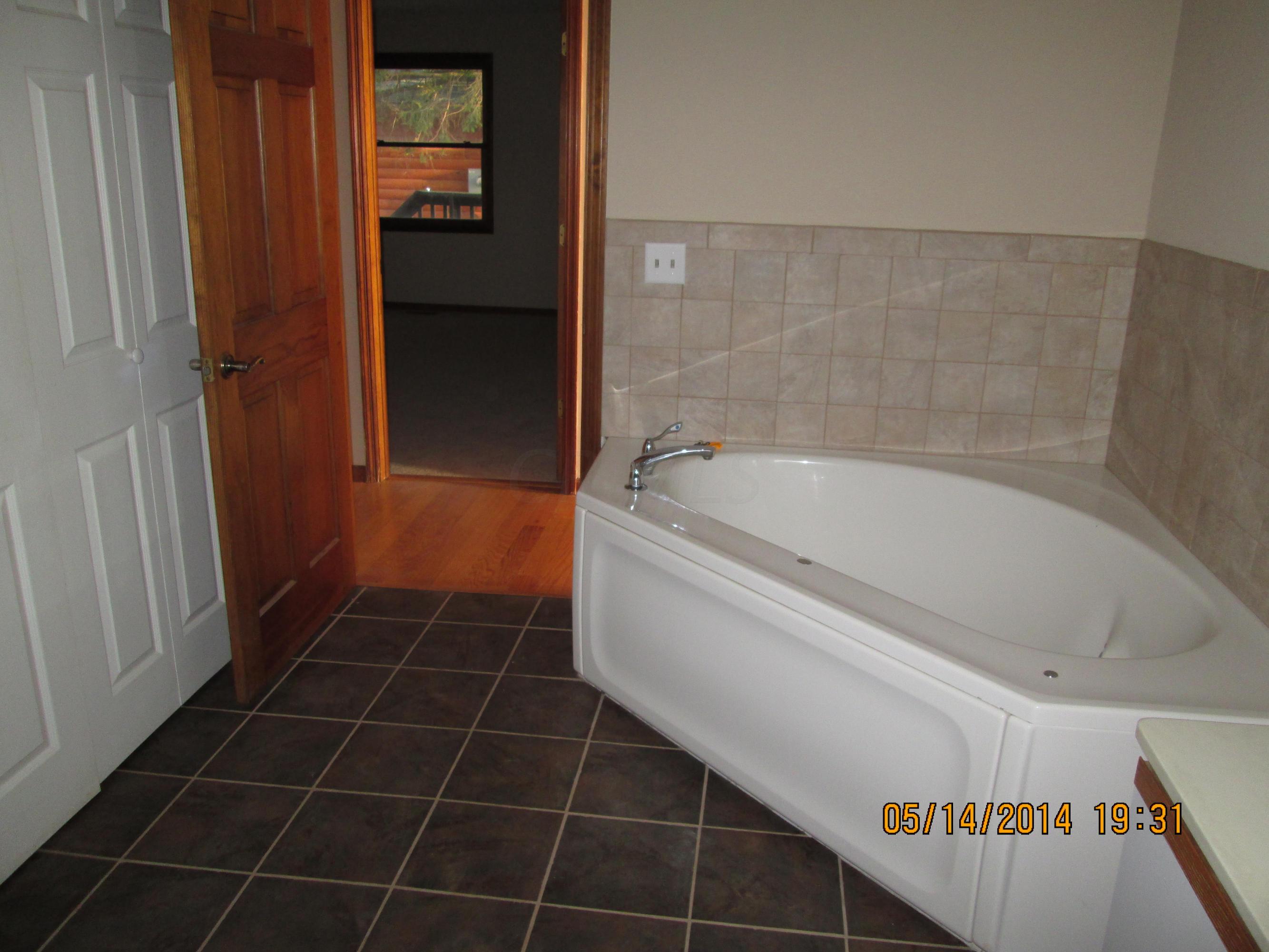 817 Quarry Road Jamestown, OH 45335 - Photo 7 of 12