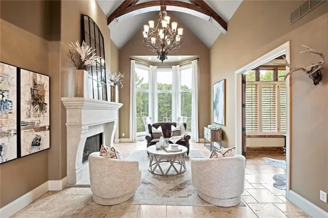 $2,995,000 | 4555 West 186th Street, Stilwell, KS 66085