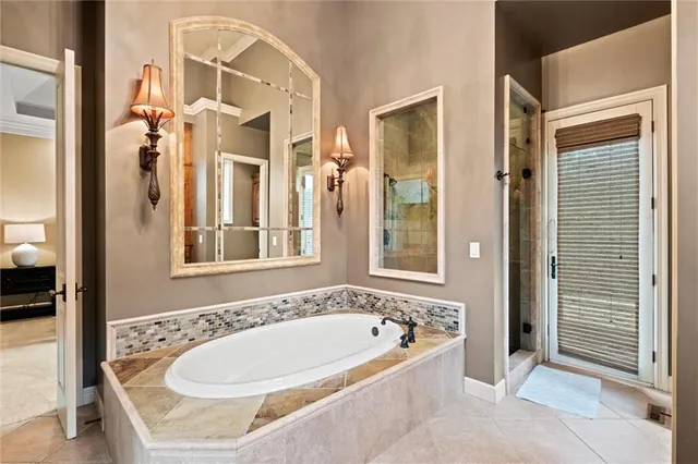 $2,995,000 | 4555 West 186th Street, Stilwell, KS 66085