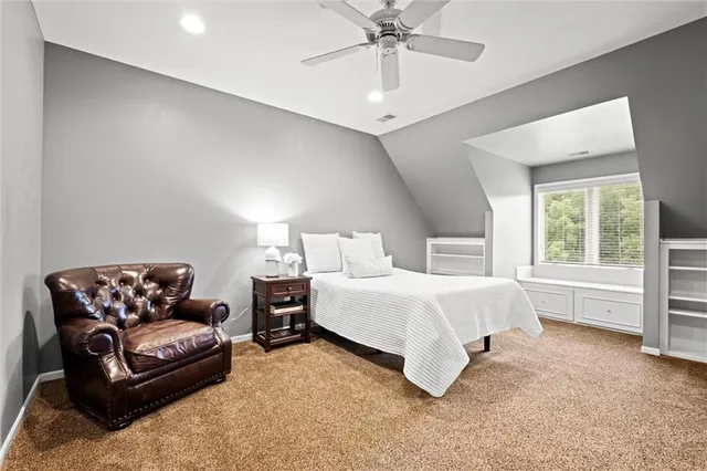 $2,995,000 | 4555 West 186th Street, Stilwell, KS 66085