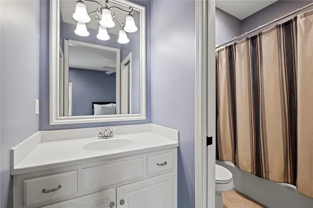 $2,995,000 | 4555 West 186th Street, Stilwell, KS 66085