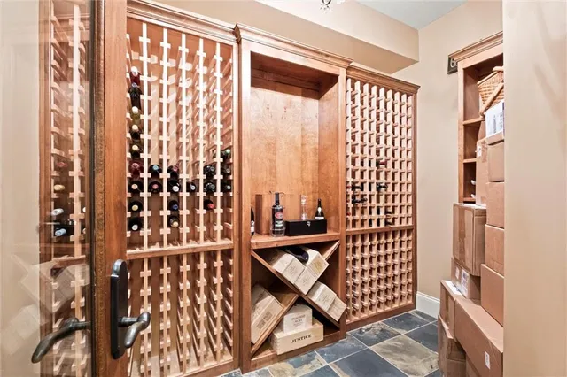 $2,995,000 | 4555 West 186th Street, Stilwell, KS 66085