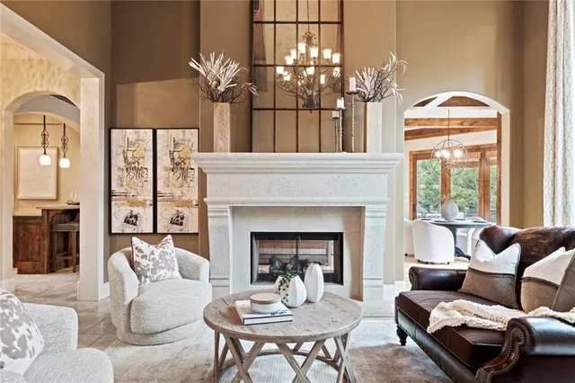 $2,995,000 | 4555 West 186th Street, Stilwell, KS 66085