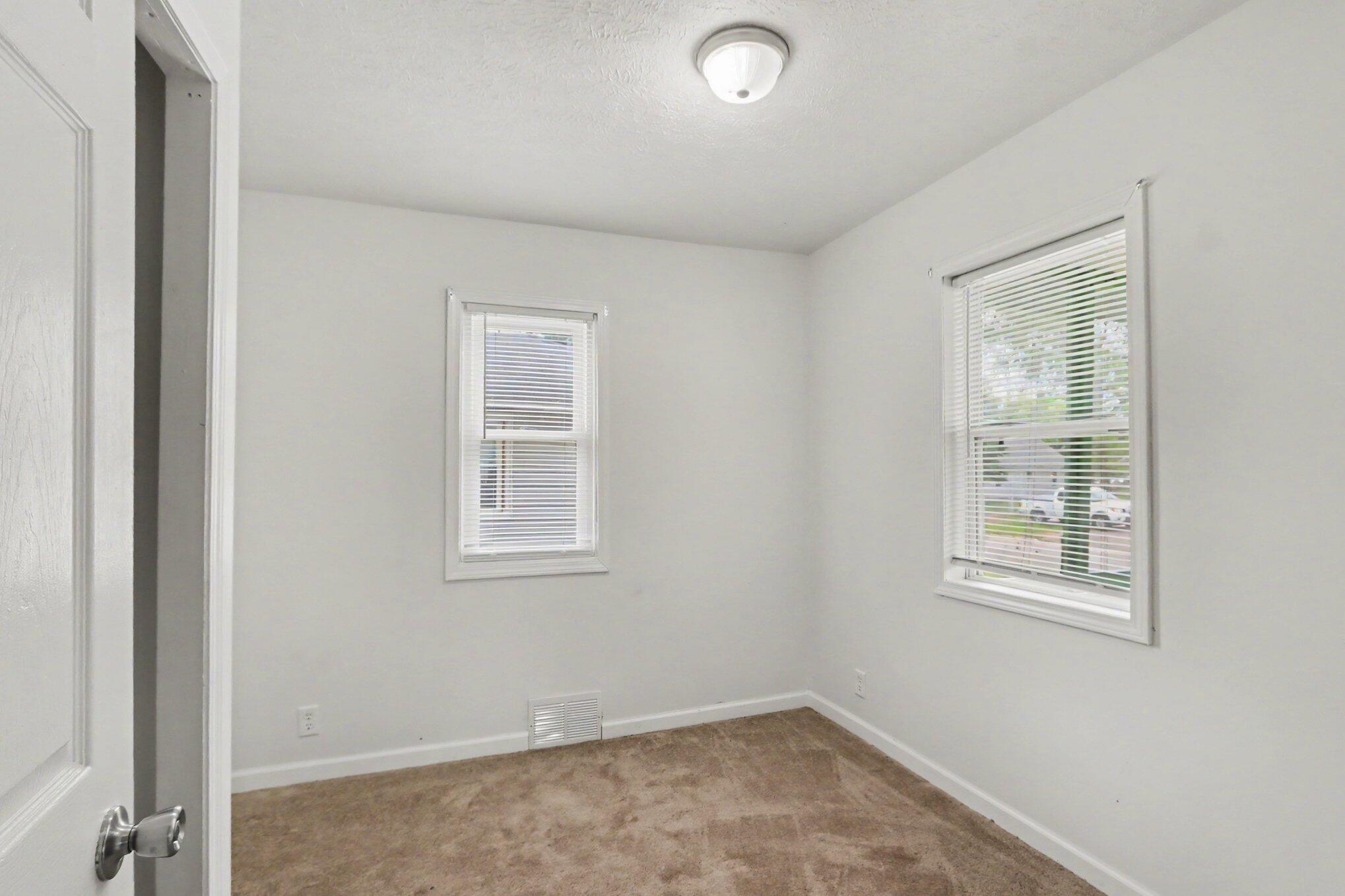 30 Ave B Springfield, MI 49037 - Photo 11 of 15 011_file_4506