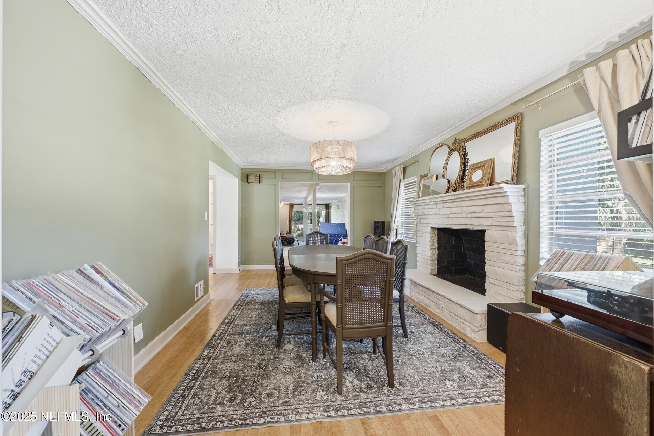 1315 Mayfair Road Jacksonville, FL 32207 - Photo 22 of 48 Formal Dining