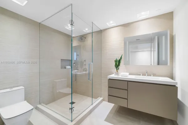 $6,200,000 | 3535 Hiawatha Avenue, Unit 403, Miami, FL 33133