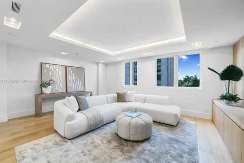 $6,200,000 | 3535 Hiawatha Avenue, Unit 403, Miami, FL 33133