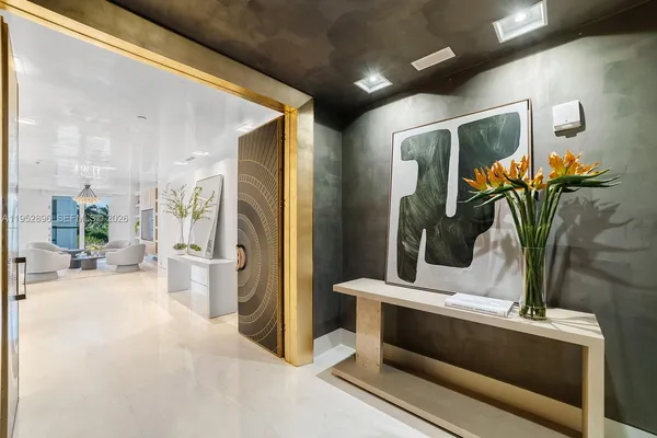 $6,200,000 | 3535 Hiawatha Avenue, Unit 403, Miami, FL 33133