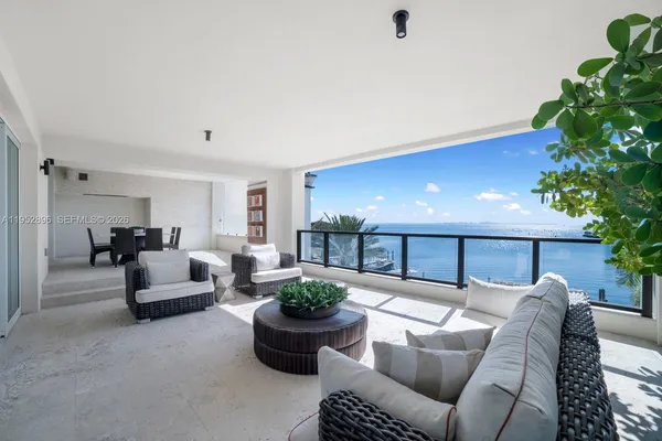 $6,200,000 | 3535 Hiawatha Avenue, Unit 403, Miami, FL 33133