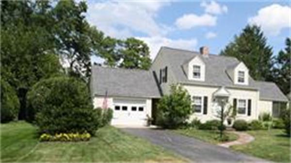 front view of house with a yard