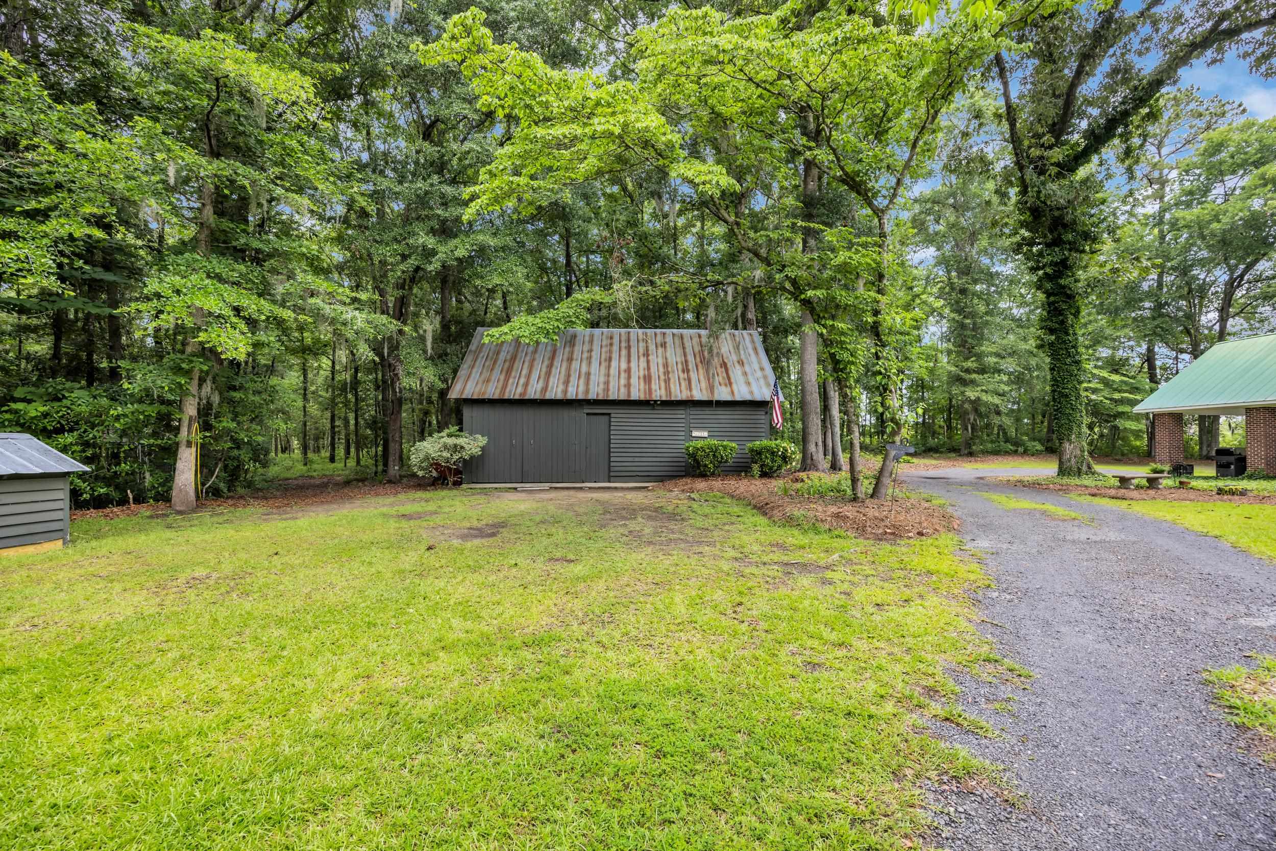 3231 Center Road Georgetown, SC 29440 - Photo 4 of 47