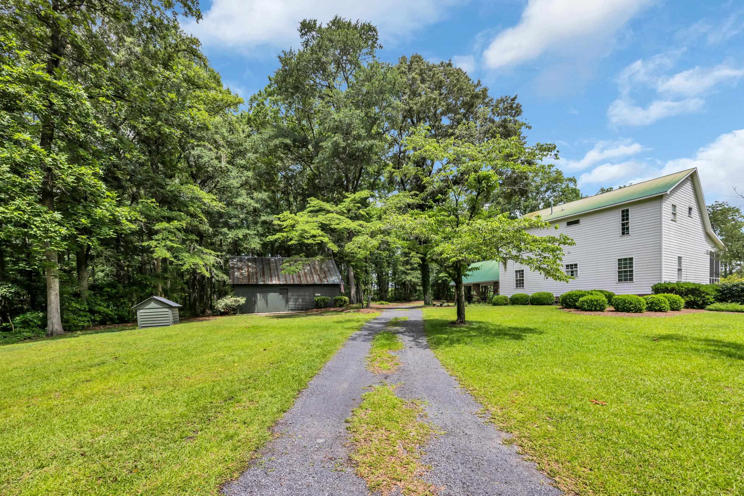 3231 Center Road Georgetown, SC 29440 - Photo 5 of 47