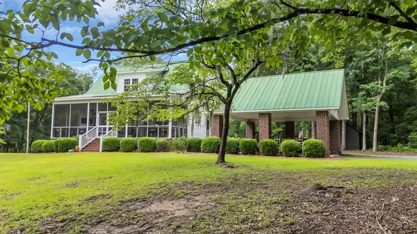 $1,275,000 | 3231 Center Road, Georgetown, SC 29440