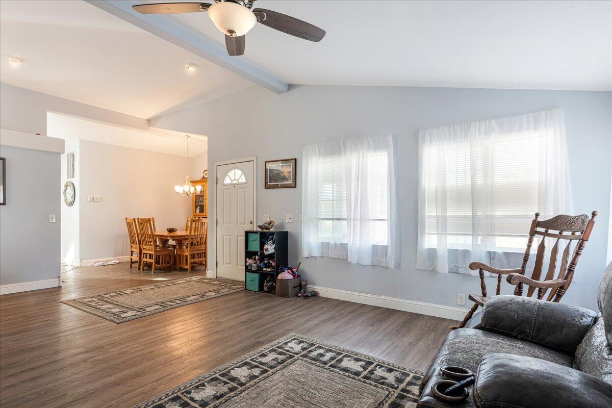 16963 Southwest Bullhead Road Terrebonne, OR 97760 - Photo 10 of 26 LivingRoom:DiningRoom