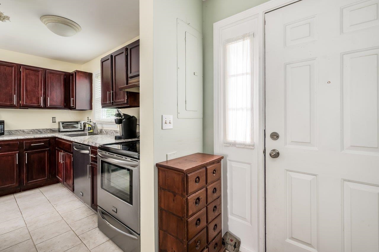 63 Farmgate Road South Berwick, ME 03908 - Photo 11 of 25