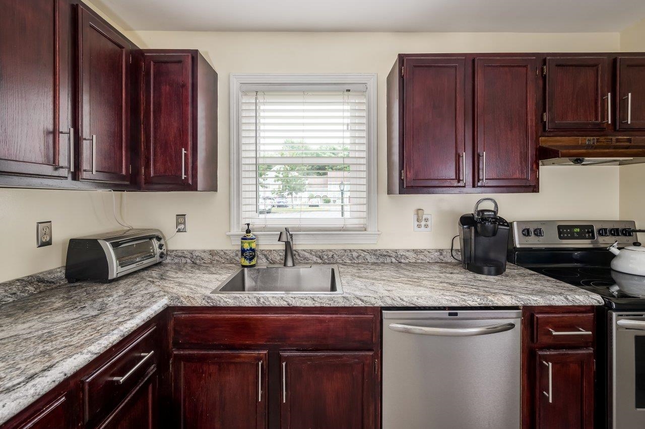 63 Farmgate Road South Berwick, ME 03908 - Photo 15 of 25