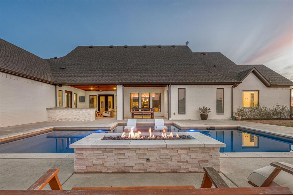 132 Aledo Ridge Road Fort Worth, TX 76126 - Photo 2 of 40