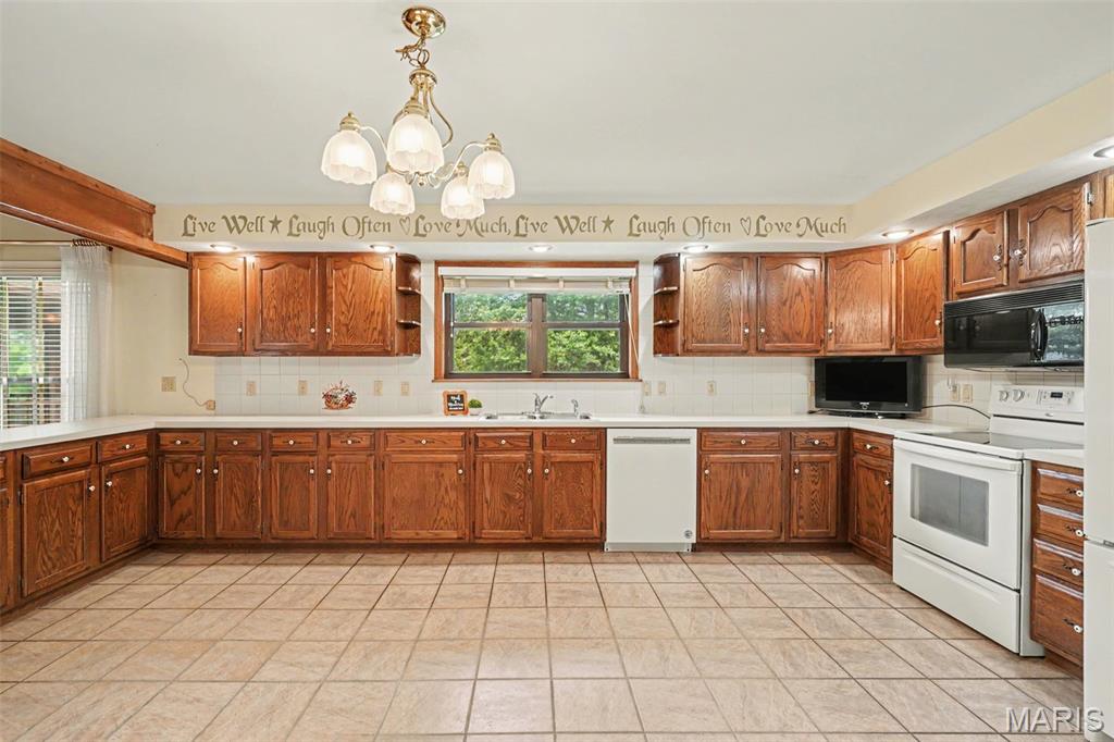 335 George Street Sullivan, MO 63080 - Photo 12 of 41 Gallery Image 12