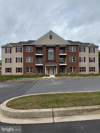 $329,900 | 820 Wembley Drive, Unit 1A, Hampstead, MD 21074