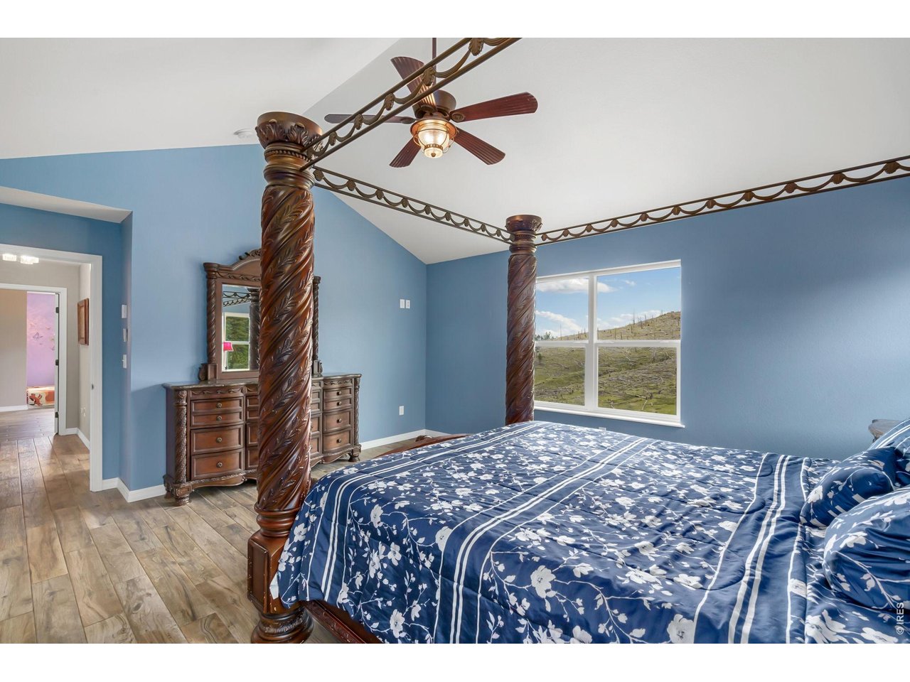 2051 Stove Prairie Road Bellvue, CO 80512 - Photo 20 of 50 Lots of room