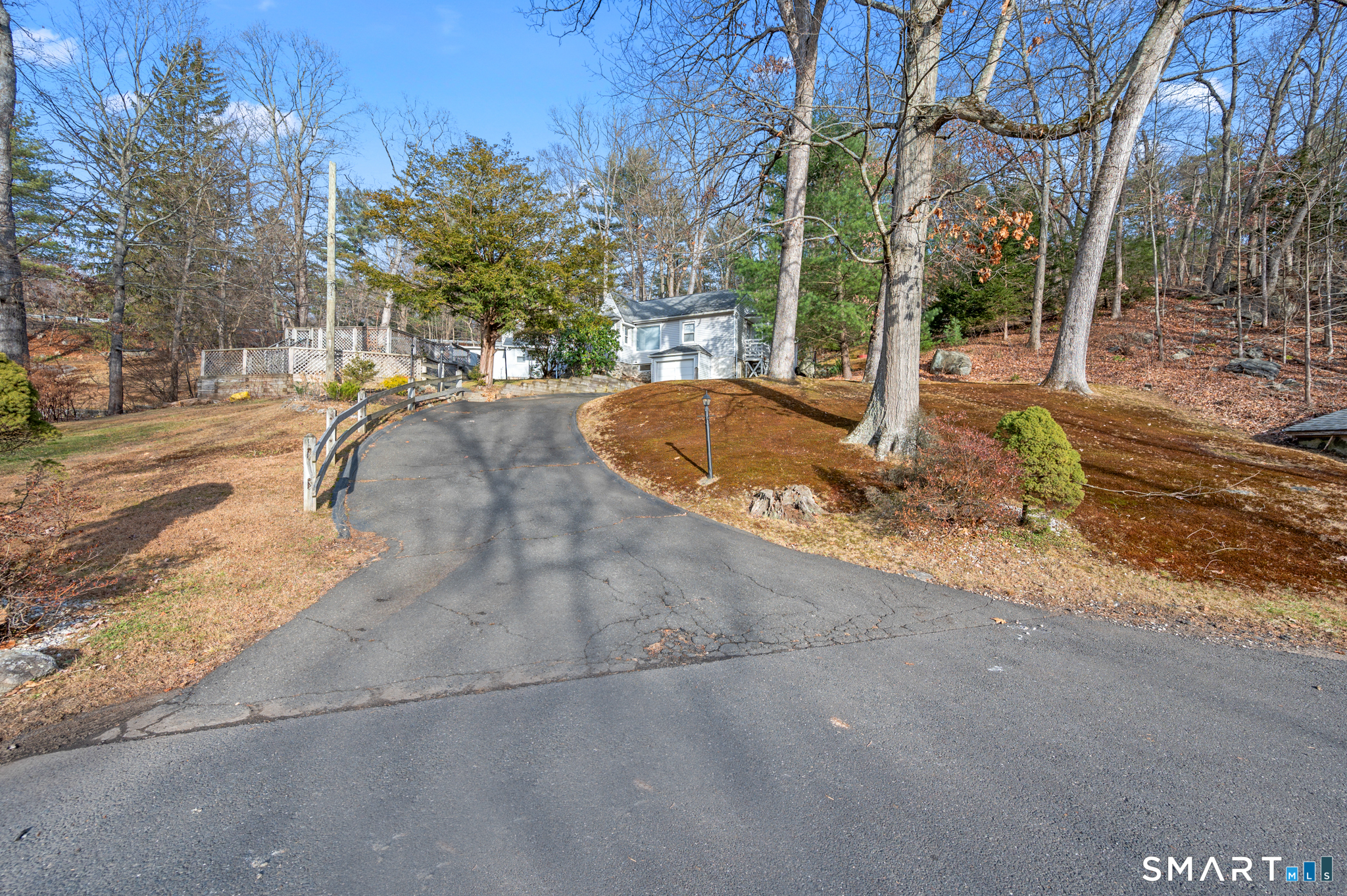 10 Old Waterbury Road Middlebury, CT 06762 - Photo 4 of 12 a view of outdoor space yard and street